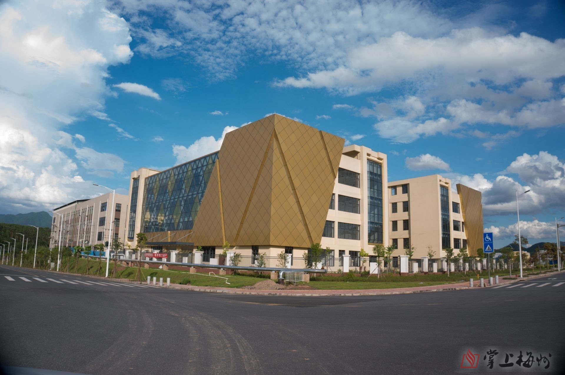 綜保區(qū)標(biāo)準(zhǔn)廠房